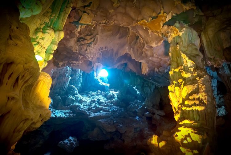 La caverna Thien Cung - vietnam del norte