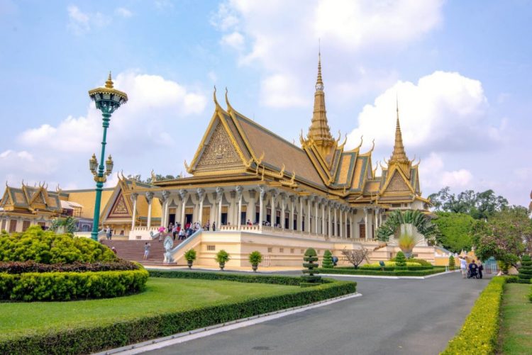 El Palacio Real de Camboya - Vacaciones verano Vietnam Camboya