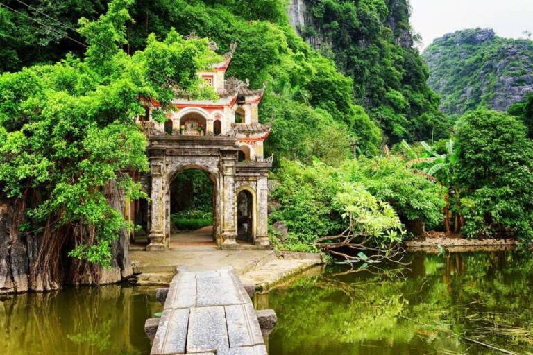 bich-dong-pagoda-1-1