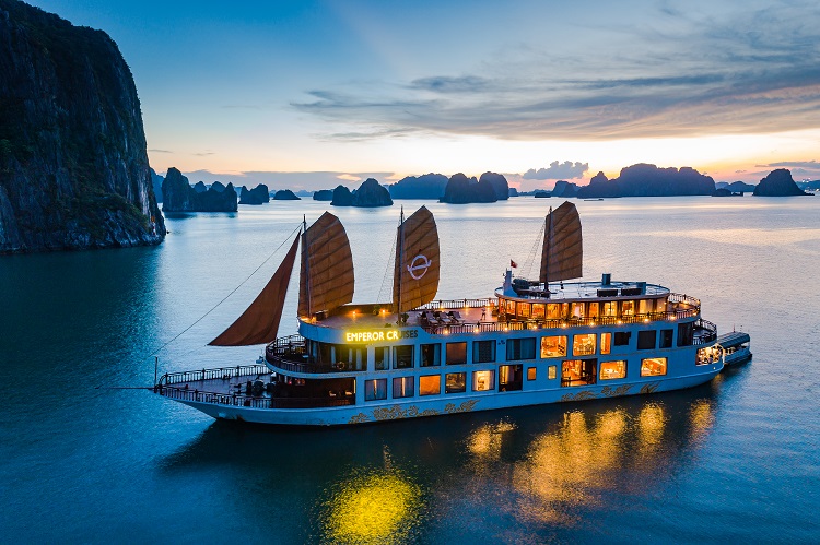 Los mejores cruceros para un viaje inolvidable por Vietnam, Ninh Binh, de Ninh Binh a Ha Long, consejos de viaje