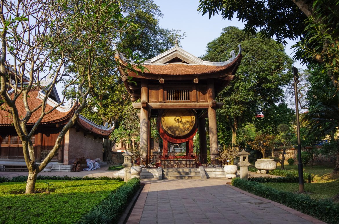 places to visit in hanoi