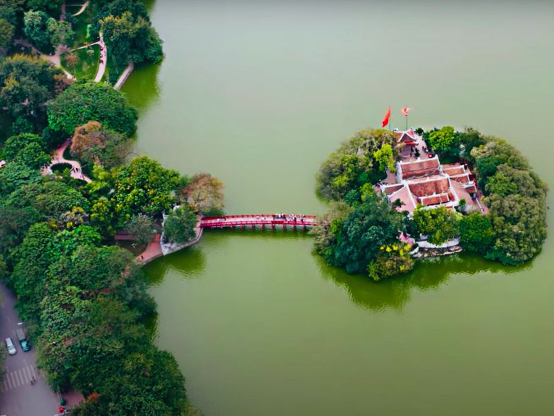 ngoc son temple