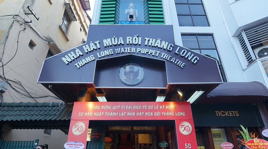 Teatro de Marionetas Acuáticas Thang Long: Una delicia cultural