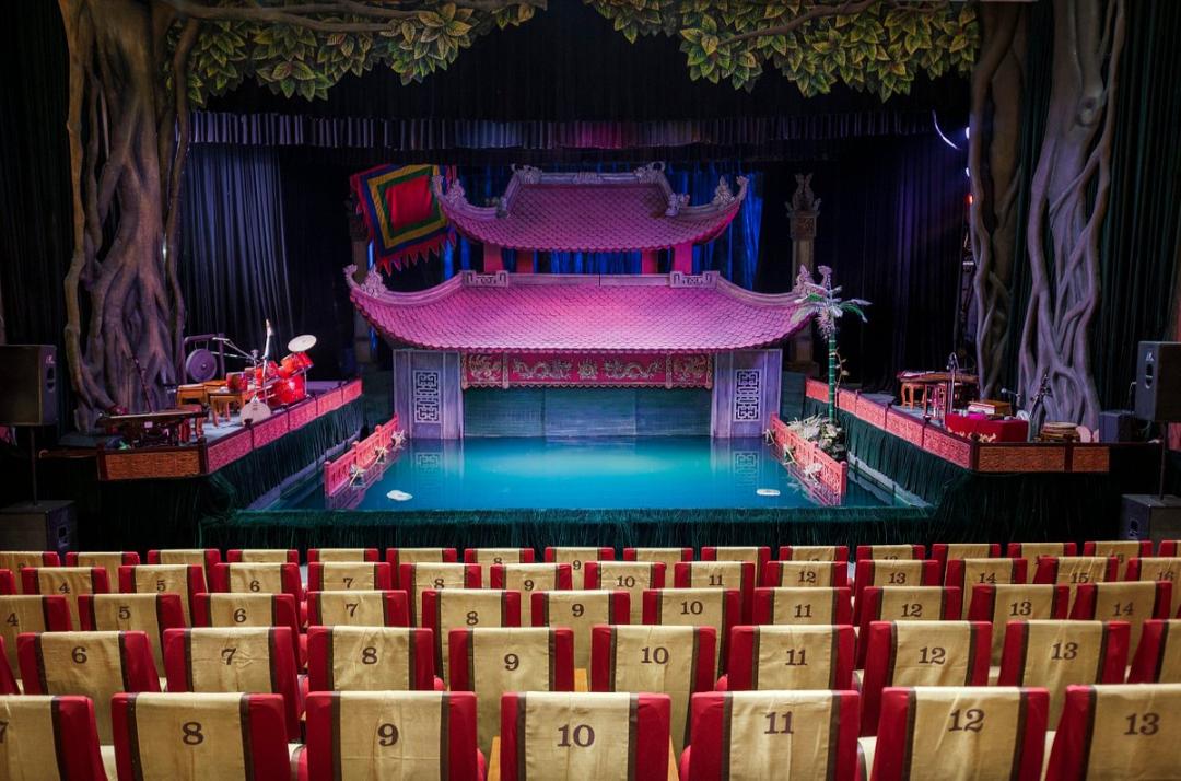 Teatro de Marionetas Acuáticas Thang Long: Un Deleite Cultural