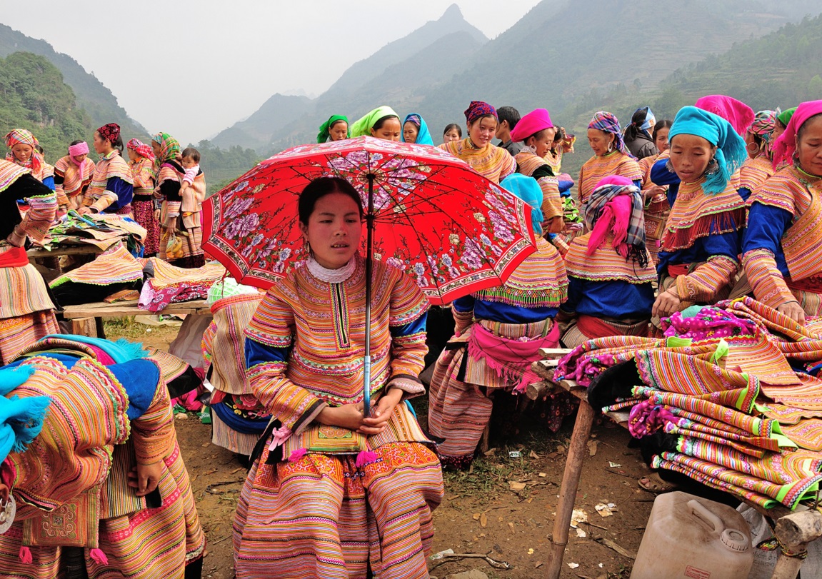 mercado de Can Cau en Sapa, compras en Sapa