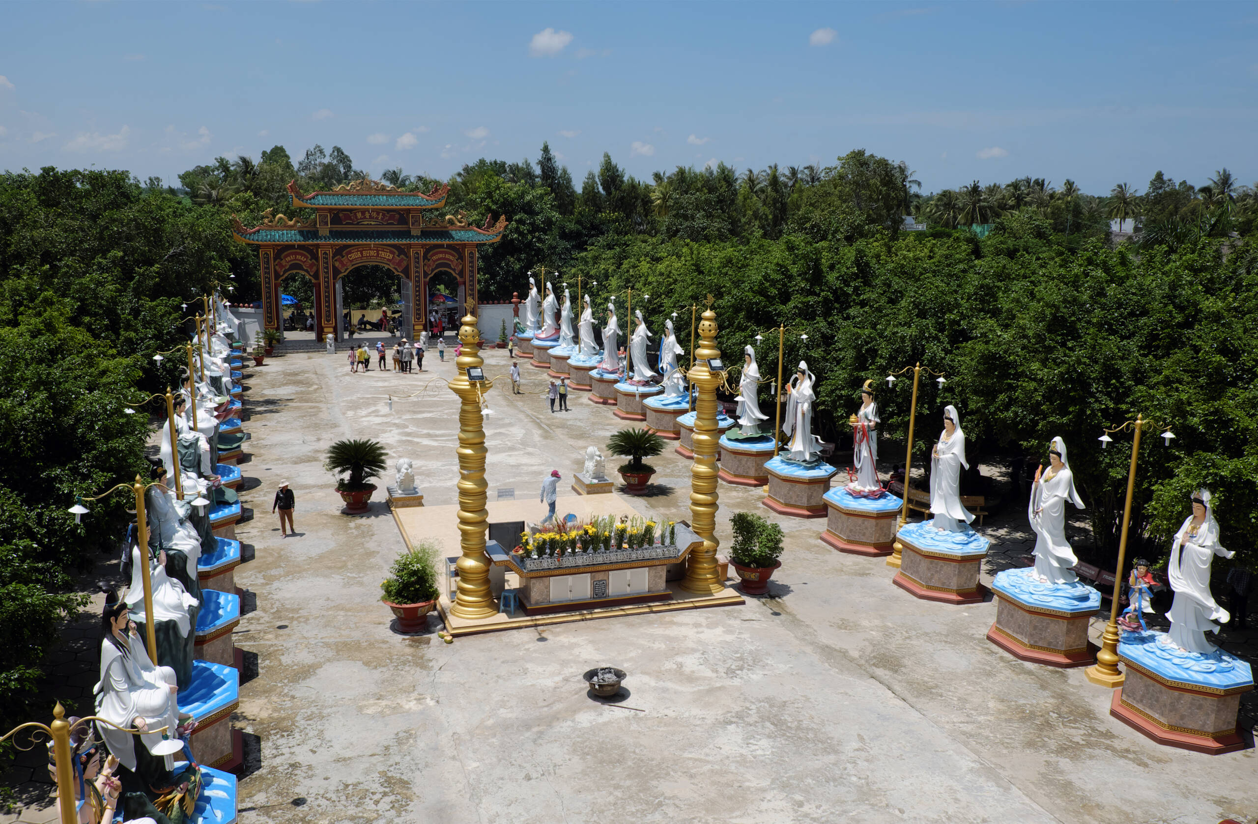 Pagoda Hung Thien - viajes a Vietnam todo incluido