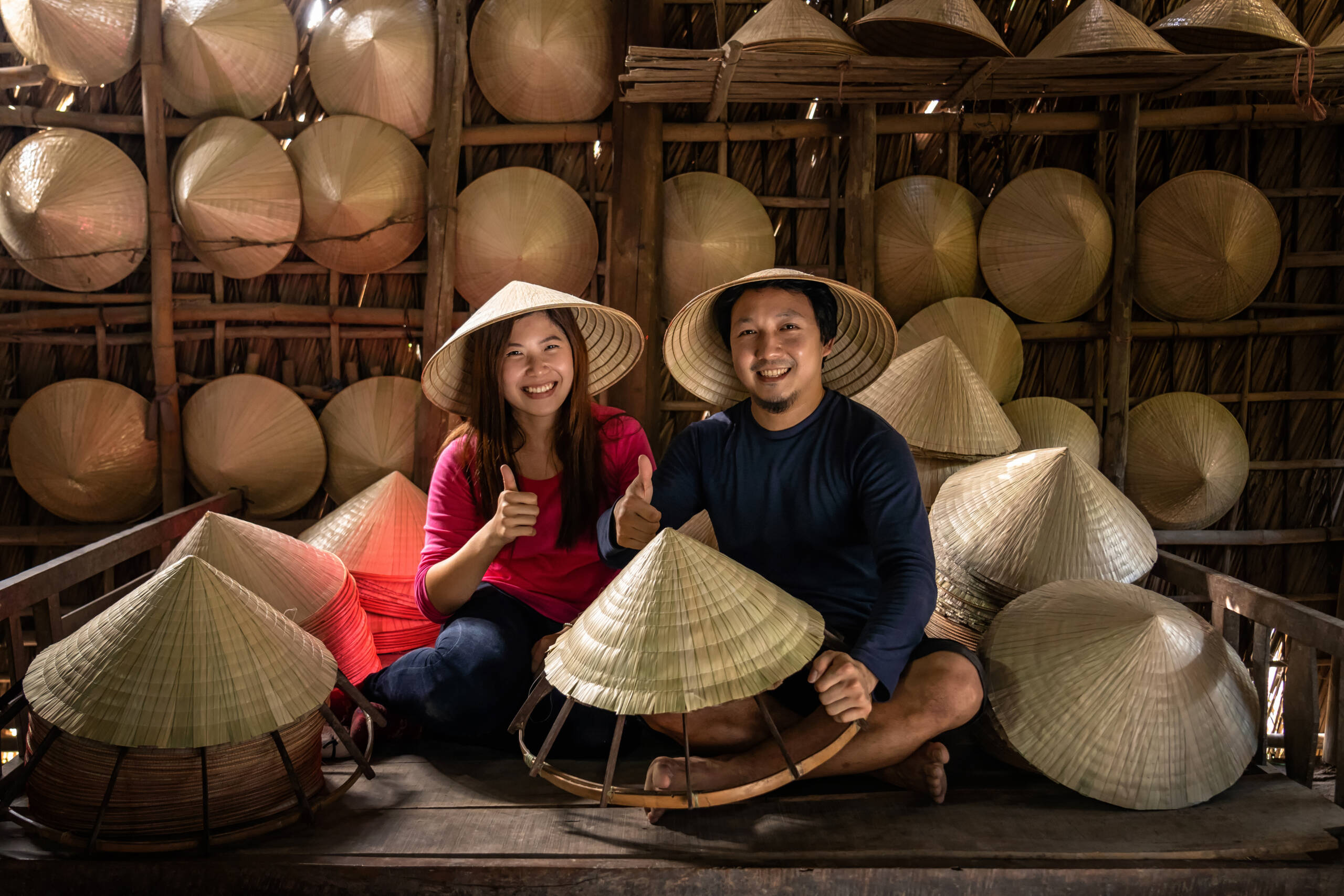 vietnam viajes agencia Antigua casa tradicional en la aldea de Ap Thoi Phuoc, ciudad de Ho Chi Minh.