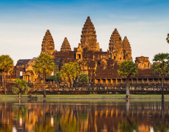 Explora el magnífico Angkor y déjate envolver por su energía misteriosa y divina  
