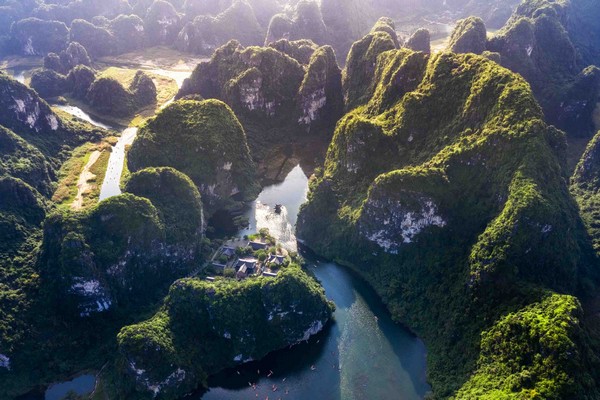 Un Vietnam diferente y romántico 14 días