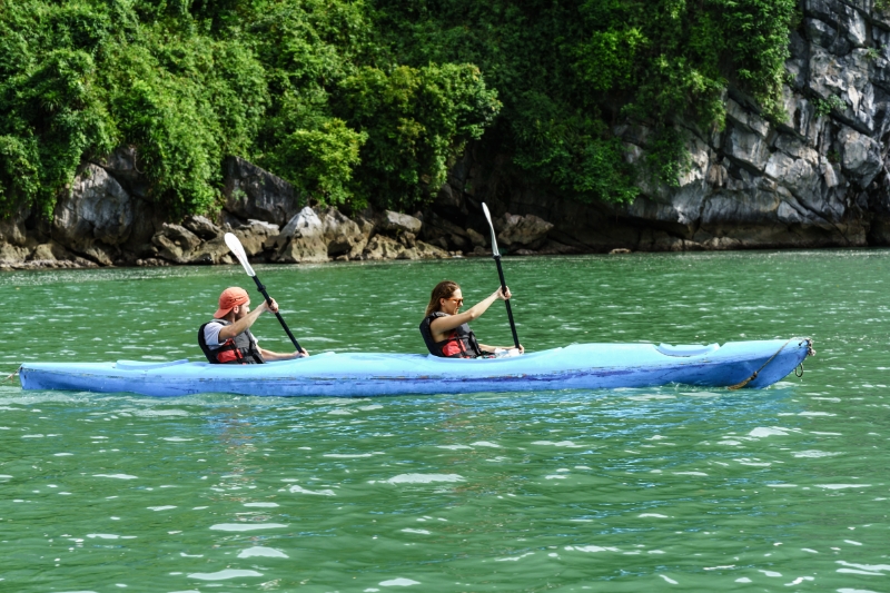 Hanoi - Bahía de Ha Long [D/A/C] 