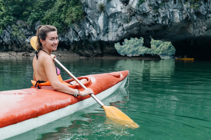 Hanoi - Halong Bay [D/A/C] 